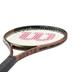 Wilson Blade 104 V8 Turnierschläger -Dunlop Geschäft 03695000 11